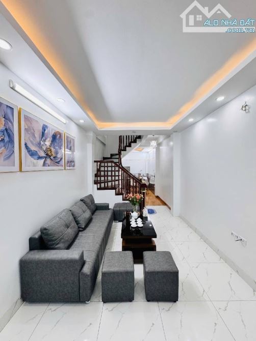 Nhà Đẹp Hiếm – Khương Trung – 39m² Giá Chỉ 8,25 Tỷ – Ngõ Thông, Gần Ô Tô - 2
