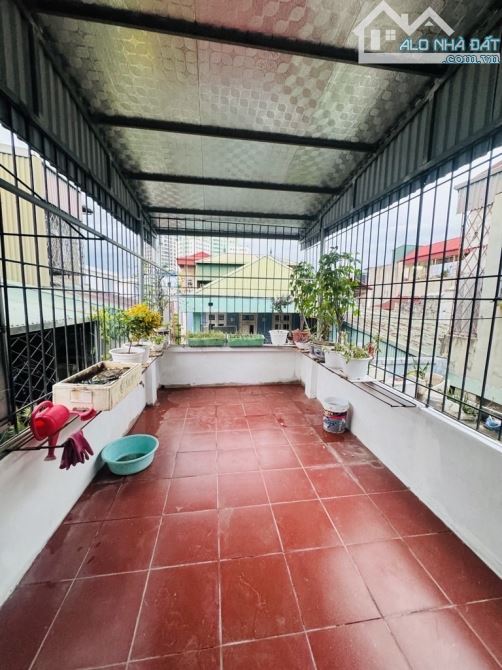 VĨNH PHÚC BA ĐÌNH-DT 30M GIÁ 7 TỶ 700-NHÀ ĐẸP,LÔ GÓC,BA GÁC ĐỖ,CÁCH Ô TÔ 50M,NGÕ THÔNG - 2
