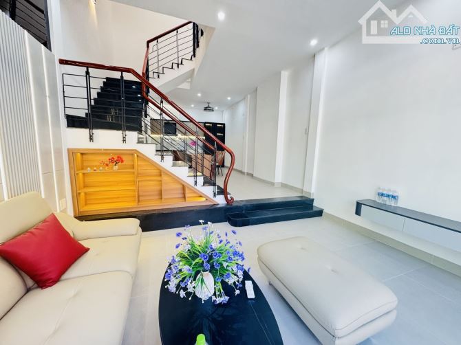 Bán nhanh nhà 3 tầng mặt tiền đường hàn mạc tử hải châu đà nẵng - 2