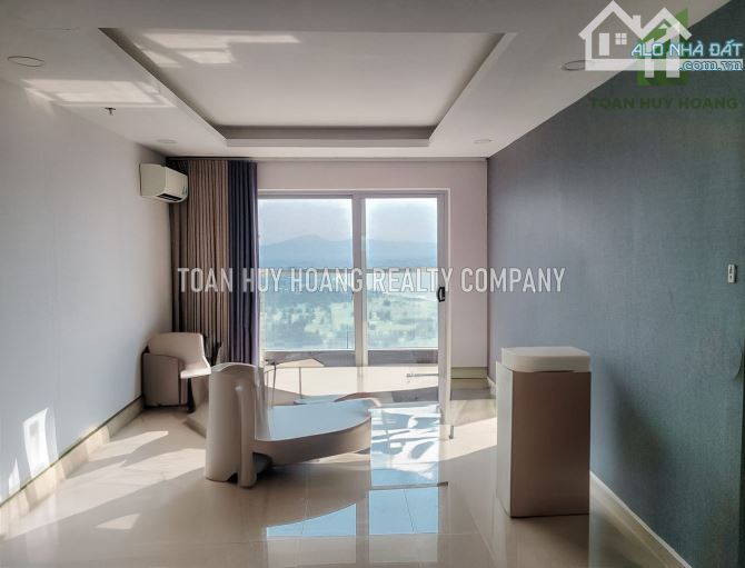 Bán căn hộ Blooming 1 phòng ngủ 77m2 Đầy đủ nội thất view biển cực đẹp - Giá 3 tỷ - 2