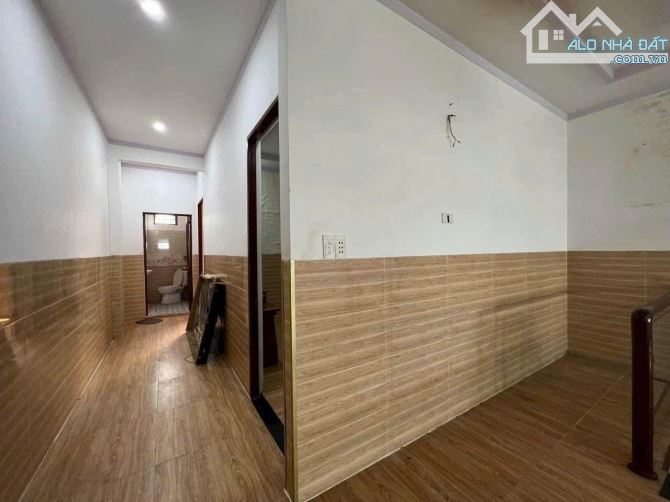 Nhà 1TTL P. Tam Hiệp, gần nhà hàng Cát Tường, đường oto thông chỉ 3tỷ750 - 2
