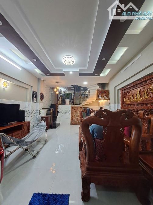 Nhà mặt tiền khu Tên Lửa đường 28, 100m2 ( 5 x 20 ) 5 TẦNG 5 PN ở và Kinh Doanh Văn phòng - 2