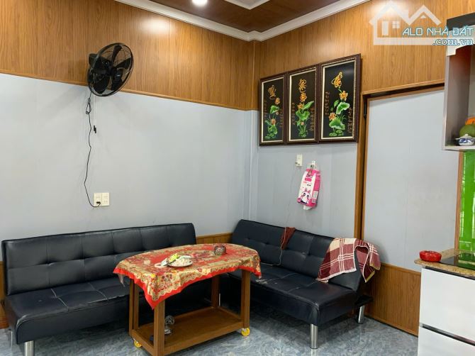 Bán Nhà Căn Góc Phước Tân - Cách đường LHP 30m gần Mã Vòng -DT: 42m2Giá bán : 2,050tỷ LH - 2