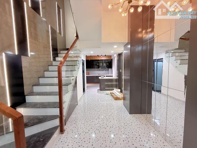 🏡 NHÀ ĐẸP 3 MÊ – 3 TẦNG VIEW CÔNG VIÊN & HỒ SINH THÁI 29/3 – KIỆT PHAN THANH – TRUNG TÂM - 2