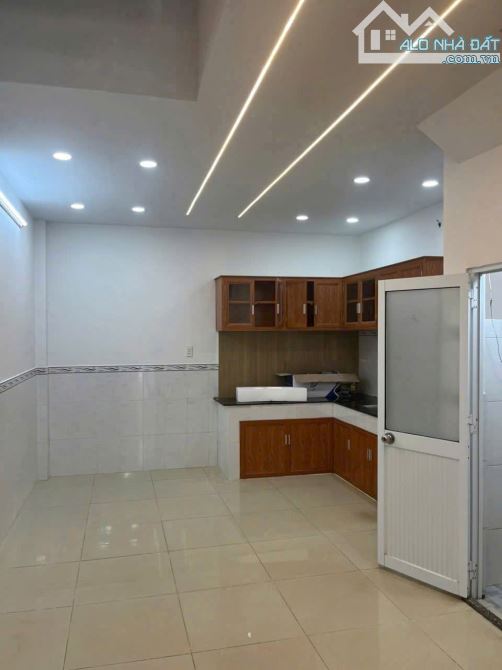 Bán nhà riêng đẹp tại Mỹ Hạnh Nam, 1,05 tỷ, 80m2, nhiều tiện ích - 2