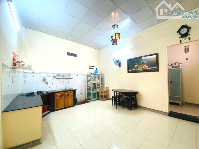 Bán nhà trung tâm thị trấn Diên Khánh - 2