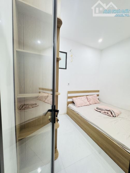 Bán TT Tầng 1 Phan Văn Trường 70m2 - 2 ngủ - Ô TÔ đỗ - chỉ 3,999 tỷ - 2
