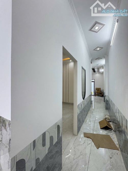 NHÀ MỚI 100%  - NHÀ 4 PHÒNG NGỦ ( CÓ 1 PHÒNG NGỦ TẦNG TRỆT ) KHU TIỂU DỰ ÁN - PHƯỜNG LONG - 2
