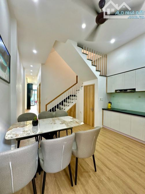 🏡 CHÍNH CHỦ GỬI BÁN NHÀ MẶT TIỀN 3 TẦNG FULL NỘI THẤT ĐƯỜNG BÀU HẠC 2  - CÓ SẴN HỢP ĐỒNG - 2