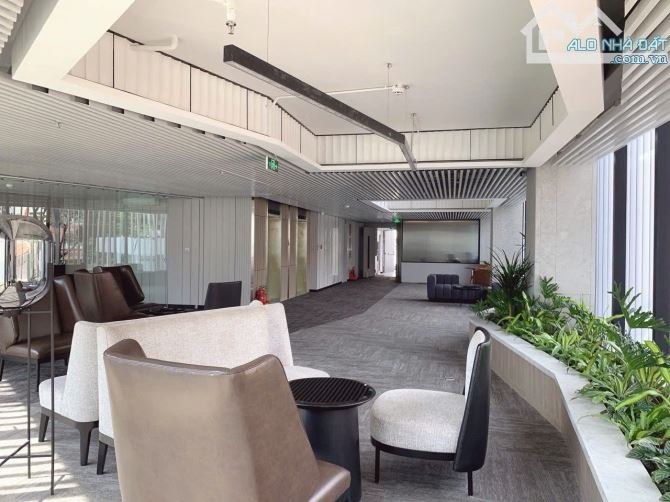 BÁN NHÀ NGUYỄN THỊ MINH KHAI, P.BẾN THÀNH,Q.1– 9x21M.CN 189M2–4 TẦNG–HĐT 257TR/TH GIÁ:87T - 2