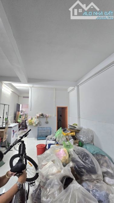 MẶT TIỀN KINH DOANH PHƯỚC BÌNH - NGAY ĐỖ XUÂN HỢP - GLOBAL CITY - 108M2 - 10.x Tỷ - 2