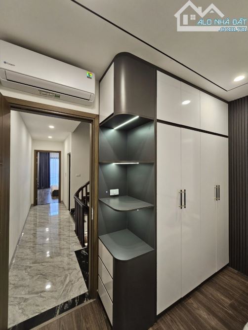 SÀI ĐỒNG ,LONG BIÊN,THANG MAY,FULL NỘI THẤT GIÁ SIÊU ĐẸP - 2