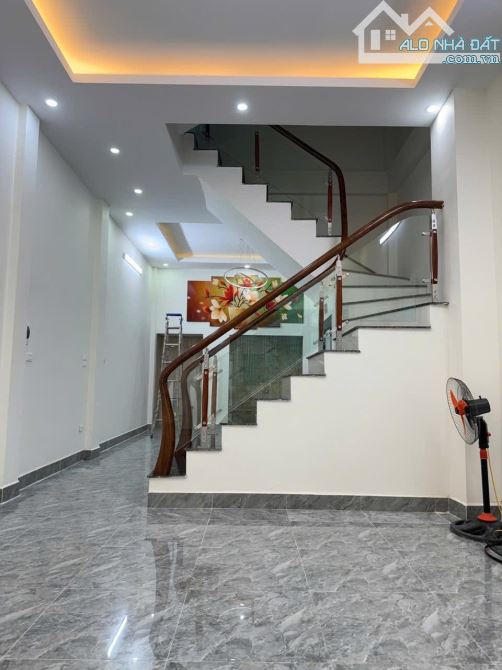 TÔ VĨNH DIỆN - THANH XUÂN : 60M2, 4 TẦNG, MT4.2M. GẦN PHỐ - GIÁ HƠN 15 TỶ - 2