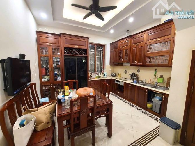 BÁN NHÀ TAM TRINH – MẶT NGÕ TO, Ô TÔ TRÁNH – KINH DOANH ĐỈNH – 40M² – 5 TẦNG – 8.x TỶ - 2