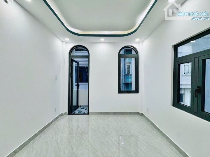 Siêu Phẩm - Hẻm xe hơi Giáp BÌNH THẠNH - 4.1m × 13m - 4 Tầng - Nhỉnh 6 TỶ. - 2