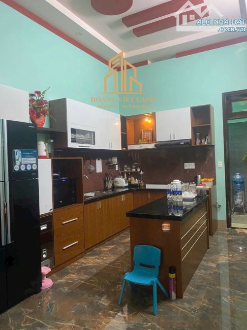 BÁN NHÀ MÊ MẶT TIỀN ĐƯỜNG LƯƠNG ANH QUANG - DT:7x25m- full thổ cư - giá:7,5 tỷ - 2