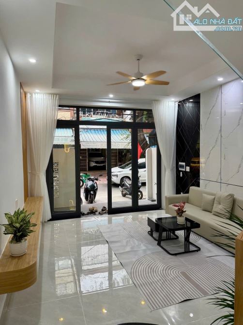 🏡 SIÊU PHẨM NHÀ 2 TẦNG LUXURY – TRUNG TÂM PHAN ĐĂNG LƯU - 2