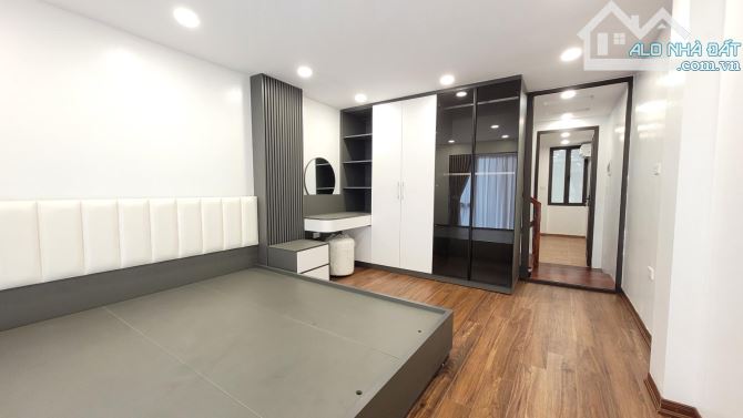 Đẹp Rẻ- Nhà 4 tầng 42m hơn 7 tỉ Đàm Quang Trung LB - 2