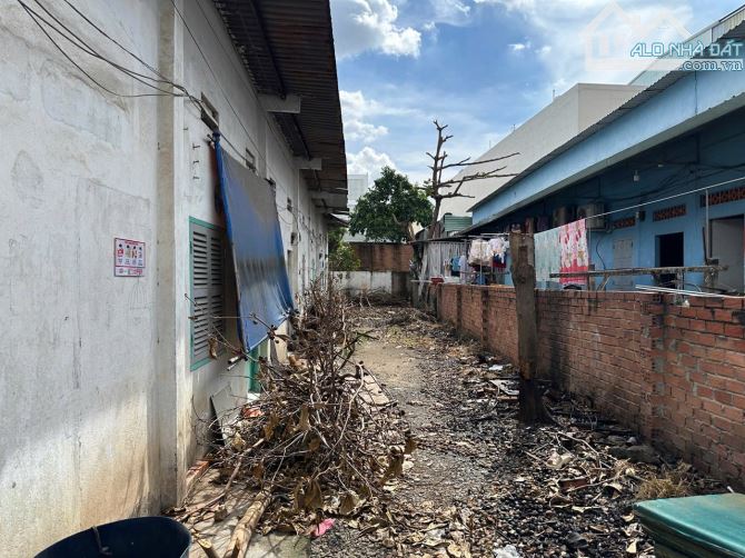 Bán gấp lô đất ngay CĐ Công Thương đường thông xe tải, 200m2 ngang 7.7 - 2
