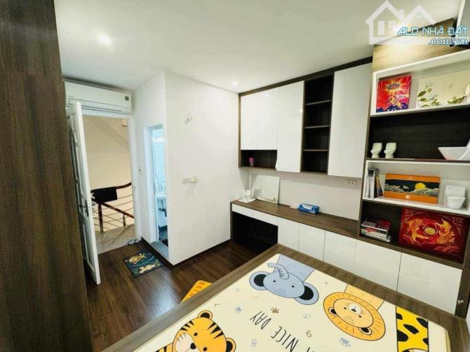 Bán NR 4PN, 4WC tại Bạch Mai, 5,7 tỷ, 20m2 giá siêu hời - 2