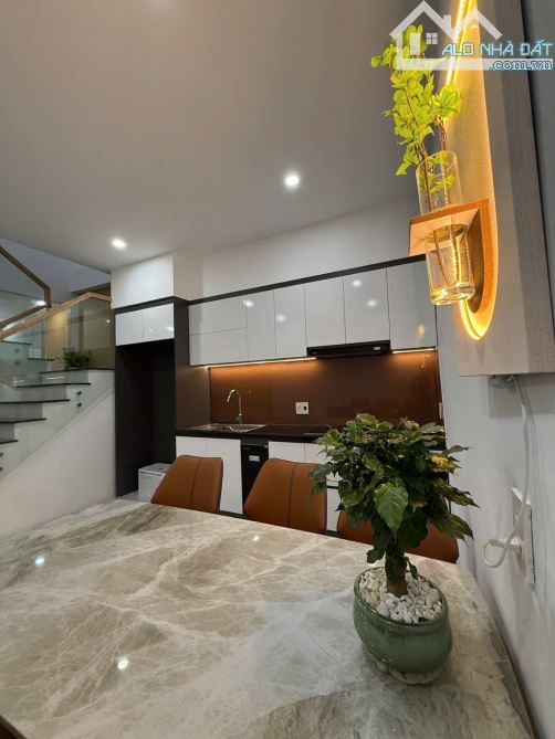 Bán nhà 2 mê đường 5m5 Hòa Cường Bắc gần Helio Dự án Danang Downtown - 2