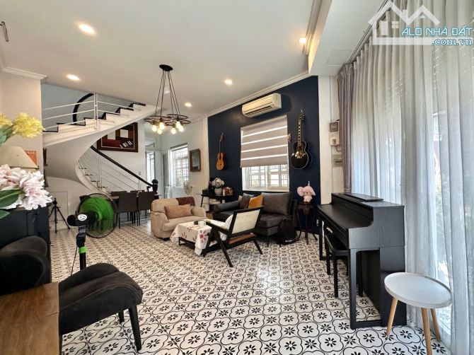 💎 SIÊU PHẨM GÓC 2 MẶT TIỀN Đường Hoa, 61m², 4 tầng giá bán 29 tỷ - 2