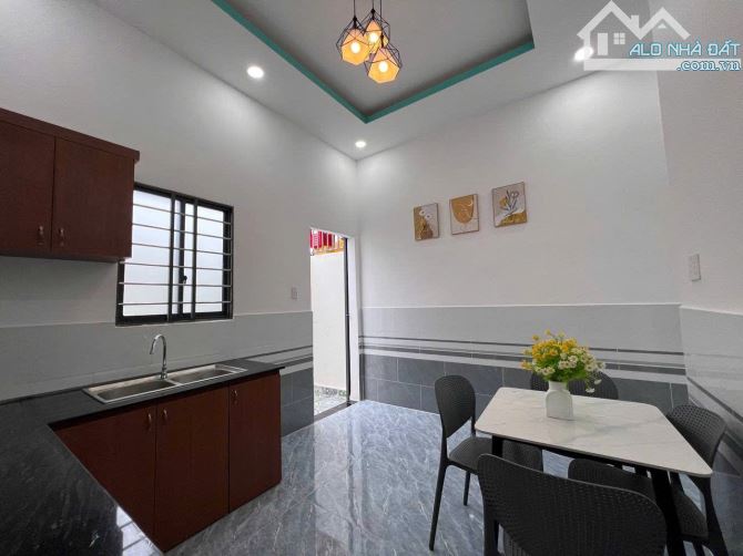 Còn 2 Căn Nhà 1 Lầu Khu Tân Kim 4 x 10m. Full Nội Thất .Sổ Hồng Sẵn Giá Rẻ Còn Bớt - 2