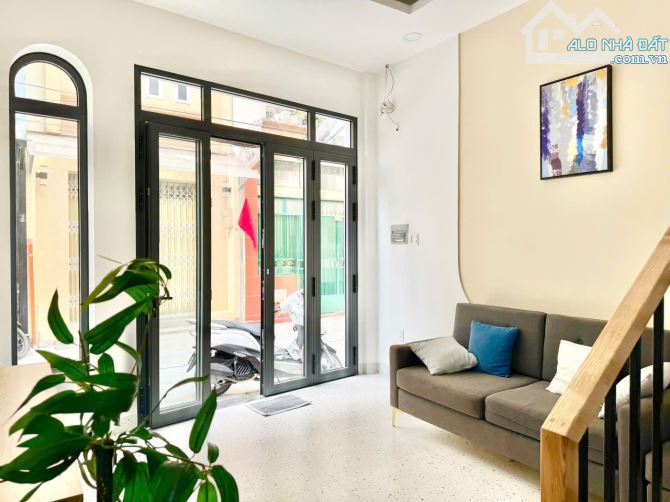 🏠 Bán Nhà Trung Tâm Quận 3 – 3 tầng ST – Hẻm Xe Hơi – Giá Tốt Chỉ 7.85 Tỷ - 2