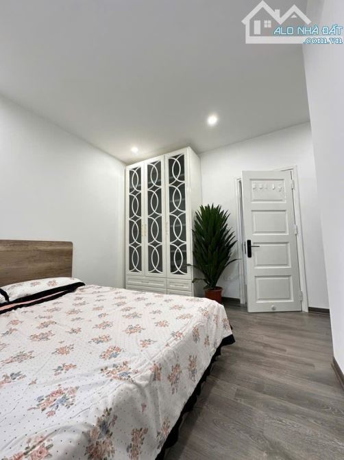 BÁN NHÀ TRƯƠNG ĐỊNH, Ô TÔ ĐỖ CỔNG , Ở LUÔN, DÂN XÂY, MẶT TIỀN RỘNG GIÁ CHỈ 7,35 TỶ - 2