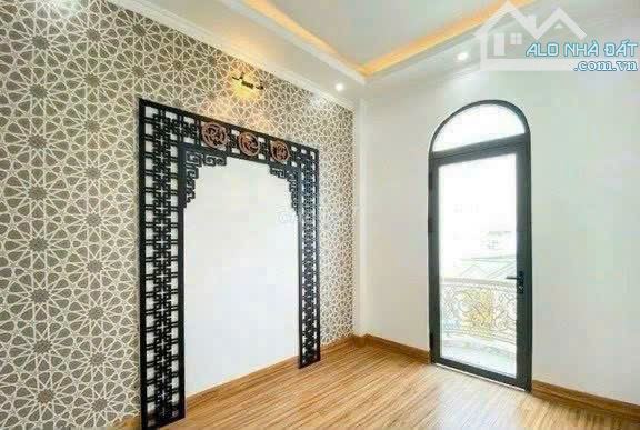 CHO THUÊ NHÀ 2 LẦU ĐẸP - FULL NỘI THẤT TRỤC CHÍNH HẺM, BÁN KÍNH 600M ĐẦY ĐỦ TIỆN ÍCH - 2
