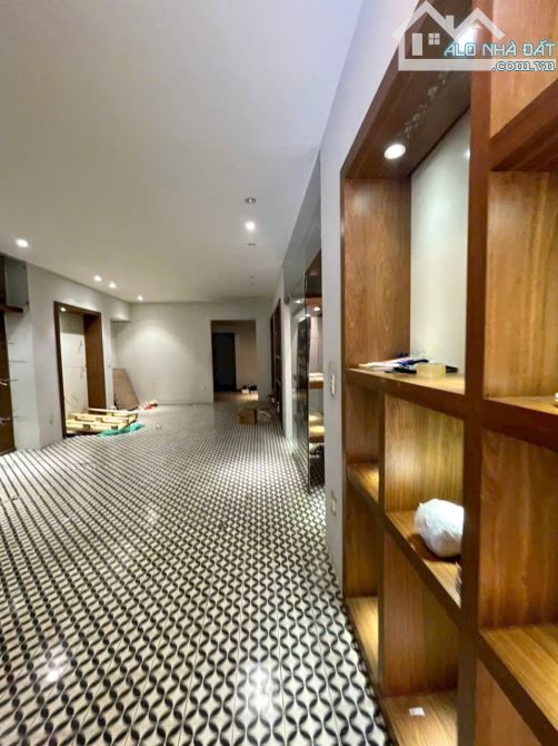 Duy nhất! Bán gấp BT xinh khan hiếm MT Bùi Tá Hán, Q2 - DT: 8x20m hầm 3 tầng - giá 40 TỶ - 2