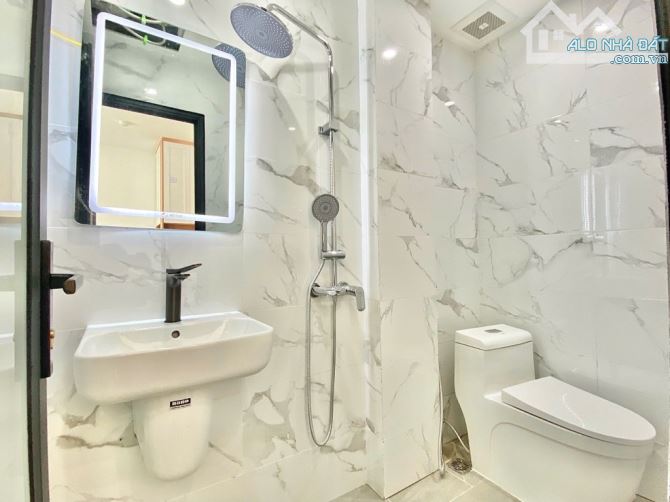 * TÒA CCMN 7 TẦNG HIỆN ĐẠI _ DIỆN TÍCH 68 M2 MẶT TIỀN 9,6 M – HIẾM ! TẠI QUẬN CẦU GIẤY ! - 2