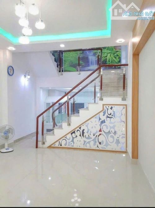 Quận 2- Nhà 4 tầng – 75m² – Mặt tiền đường rộng 7m – chỉ 100m ra Lê Văn Thịnh - 10.5 tỷ - 2