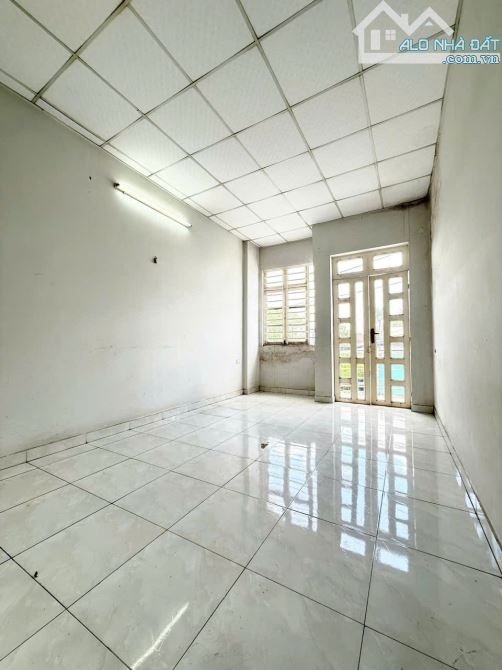 Bán Nhà Mặt Tiền Kinh Doanh Tam Đông 3, 50m ra Đặng Thúc Vịnh,105m2,2 Tầng BTCT Đường 8m - 2