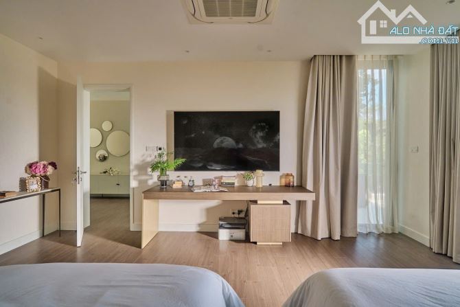 BÁn khách sạn Nguyễn Thái Bình, Khu K300 -P12- TB. 8.5x18.5m(157m2)-Hầm+7T.HĐT:250tr/ 33tỷ - 2