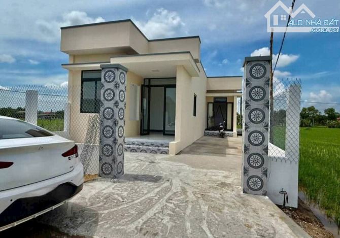 Nhà cấp 4 mới 8×20 thổ đường Nguyễn Thị cần 1 tỷ 500 triệu tân trụ_Long an Giá rẻ bèo - 2