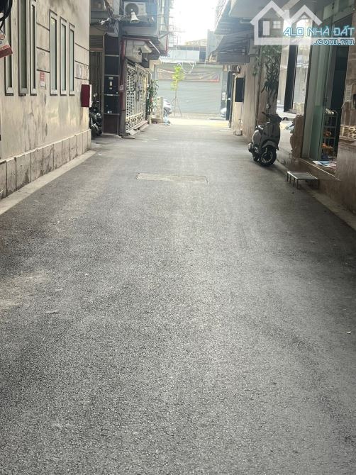 PHÂN LÔ TRẦN QUỐC HOÀN 40M*5T GẦN PHỐ, NGÕ THÔNG, OTO, Ở & KD -  GIÁ 15.6 TỶ - 2