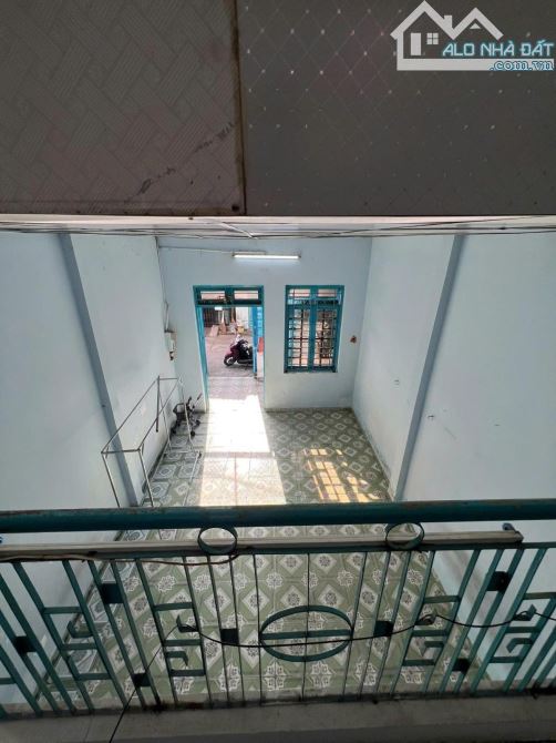 BÁN NHÀ LÂM THỊ HỐ Q12 - 2 TẦNG 60M2 ( 4M X 15M) - HẺM 6M - HƠN 3 TỶ. - 2