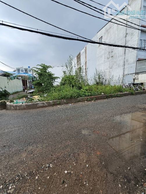 BÁN ĐẤT QUẬN 7 – HẺM Ô TÔ VÀO ĐẾN NƠI -4.3 ❌15M-NGAY CHỢ PHÚ THUẬN, 4.x tỷ - 2