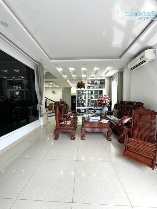 Biệt thự 6 Tầng hẻm 1/ thông đường THẠNH XUÂN 21, Thới An, Q12, Dt 103m2 (7.5 x 15). - 2