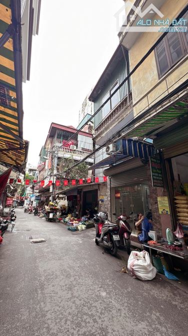 Bán nhà phố Nguyễn Trãi, 42m2, ô tô đỗ cửa, 8.9tỷ - 2