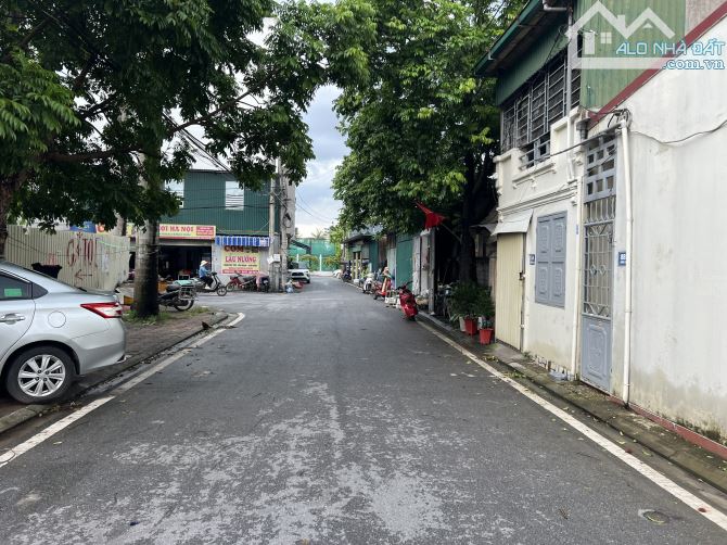 Chính chủ cần bán mảnh đất đẹp đường ô tô tránh tại trung tâm TDP An Đào, Trâu Qùy,Gia Lâm - 2