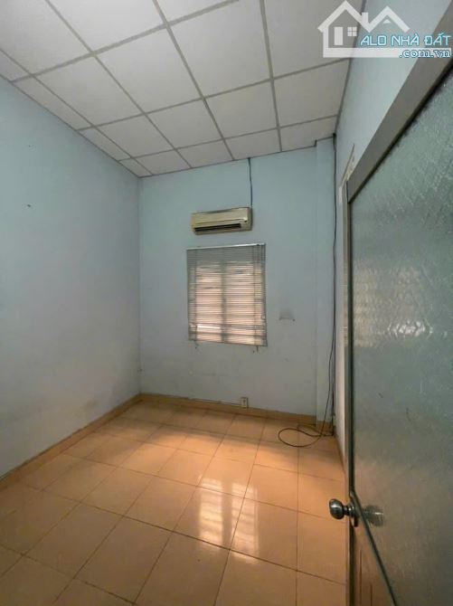 Nhà Linh Xuân hẻm xe tải, 2pn, rộng rãi thoáng mát. Sẵn 3 máy lạnh - 2