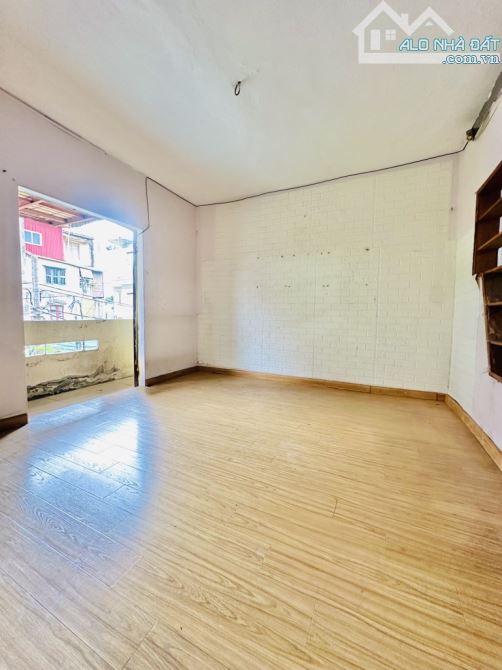 BÁN TẬP THỂ HOÀNG ĐẠO THÀNH! 60M2, TẦNG 3, 3 NGỦ, THOÁNG MÁT! - 2