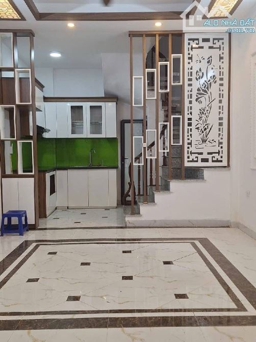 Siêu phẩm phúc lợi, 5 tầng, full nội thất, Cách ô tô vài chụ mét, giá 5 tỷ+ - 2