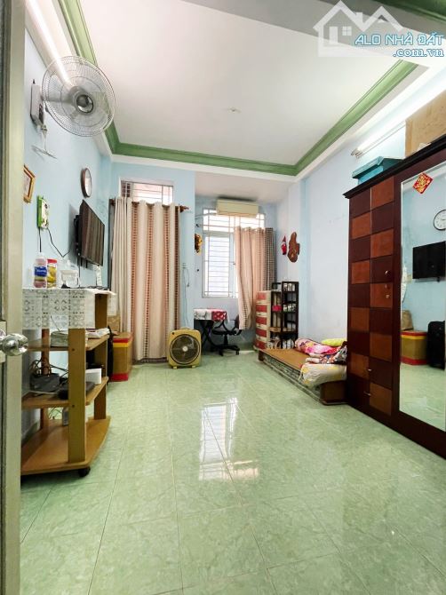 🏡🏡 🚘 NGAY CHUNG CƯ NGUYỄN KIM - SÁT MT NHẬT TẢO QUẬN 10 - 4 TẦNG BTCT 34m2 - CHÍNH CHỦ - 2