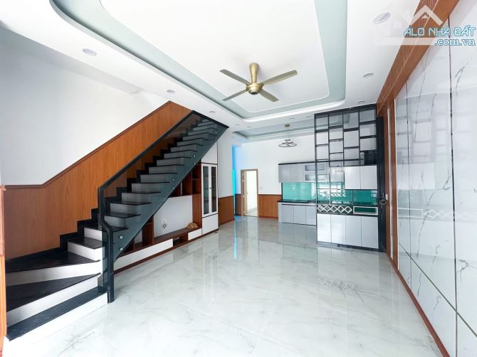 CHỦ GỬI BÁN NHÀ 1 TRỆT 1 LẦU (HOÀN CÔNG) P. THỐNG NHẤT- BIÊN HOÀ. DT: 87M2. GIÁ : 4TY050 - 2