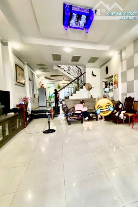 MẶT TIỀN 4 TẦNG ĐÚC ĐƯỜNG TCH08 QUẬN 12 GIÁ RẺ 7 TỶ DIỆN TÍCH 100M2 (5x20) - 2