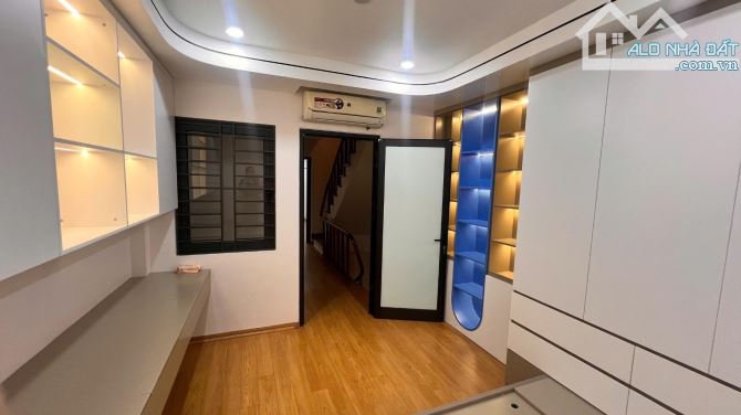 CỰC HIẾM – Hồ Tùng Mậu, 33m² x 5T – Ngõ Nông, Gần Phố – Giá Chỉ 6 Tỷ - 2