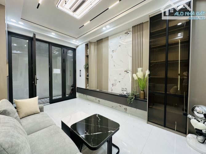 💰Tầm tiền hơn 8 tỷ tìm nhà mới,6 tàng, thang máy ở Hai Bà Trưng – hiếm lắm rồi 👉THÌ ĐÂY - 2